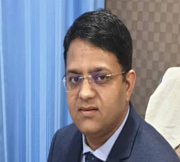 Portrait of Dr. Puneet Tiwari